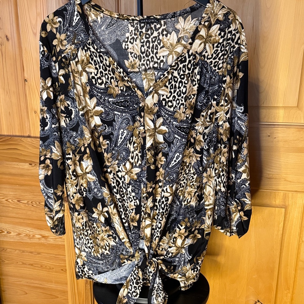 Ava & Grace Black and Gold Patterned Blouse